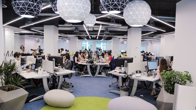 Deloitte elige Sevilla para implantar su centro de desarrollo tecnológico europeo