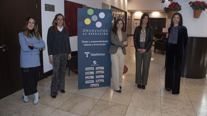 CESUR participa en el Desayuno de Redacción Mujer y emprendimiento: talento e innovación