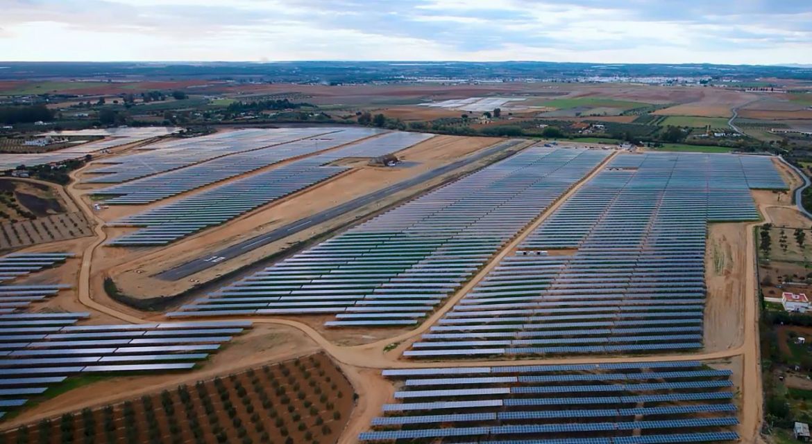 GES construye en Huelva tres plantas fotovoltaicas de 129 MWP para Matrix Renewables