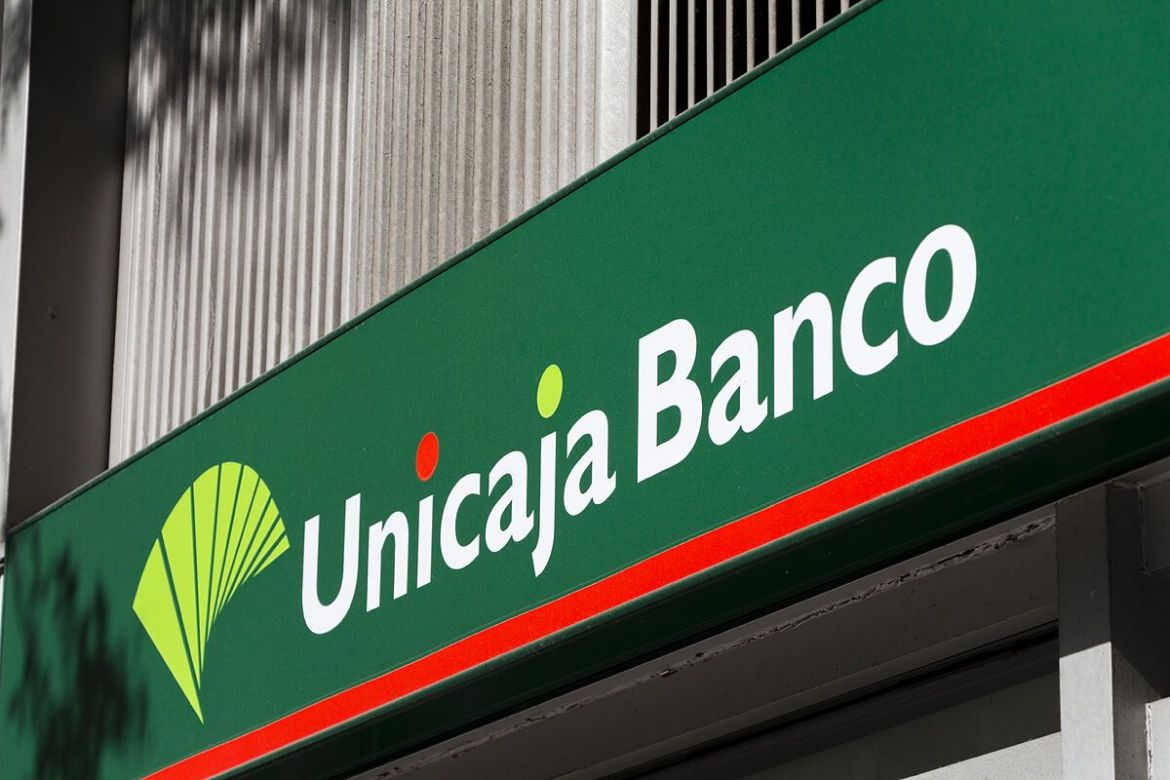 Unicaja Banco se estrena en el Ibex 35 en sustitución de Siemens Gamesa